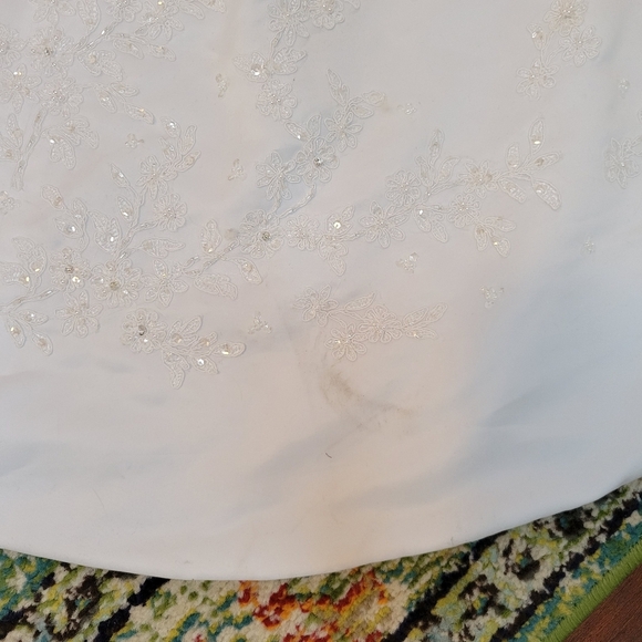 NWT David's Bridal Michaelangelo Strapless Beaded White Wedding Dress, Size 4 - Picture 10 of 13